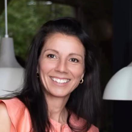 Silvia D.